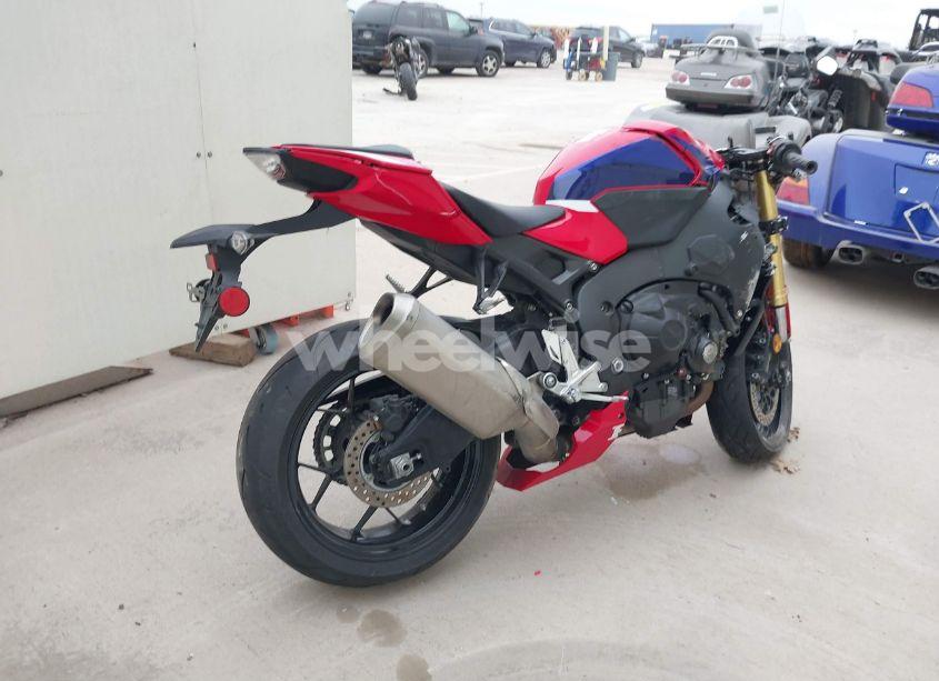 Photo 4 of 2024 Honda Cbr1000 RR (VIN JH2SC7711RK700173)