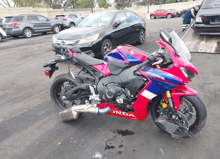 Photo 8 of 2024 Honda Cbr1000 RA (VIN JH2SC775XRK700028)