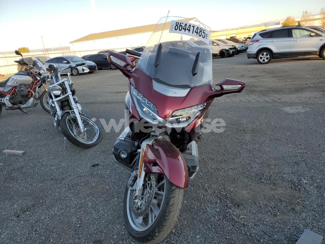 Photo 2 of 2019 HONDA GL1800 DA (VIN JH2SC79J2KK100085)