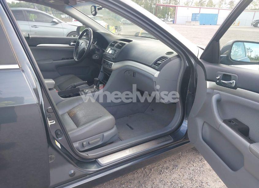 Photo 5 of 2005 Acura Tsx N/A (VIN JH4CL96825C003136)