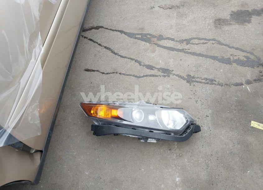 Photo 12 of 2010 Acura Tsx 2.4/2.4 (A5) (VIN JH4CU2F69AC019007)