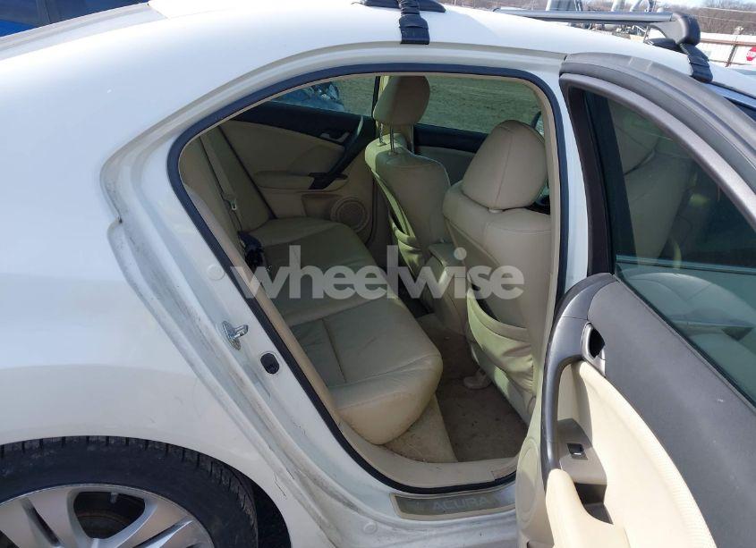 Photo 8 of 2010 Acura Tsx 3.5 (VIN JH4CU4F43AC000804)