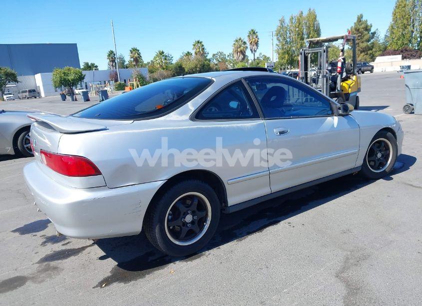Photo 4 of 1998 Acura Integra GS (VIN JH4DC4467WS009045)