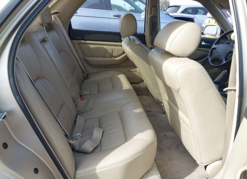 Photo 8 of 1993 Acura Legend L (VIN JH4KA7661PC029640)