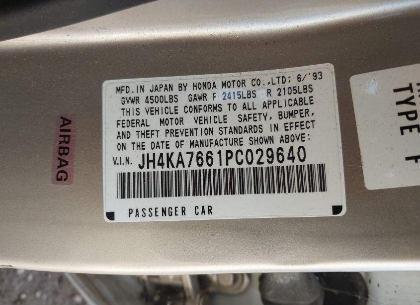 Photo 9 of 1993 Acura Legend L (VIN JH4KA7661PC029640)