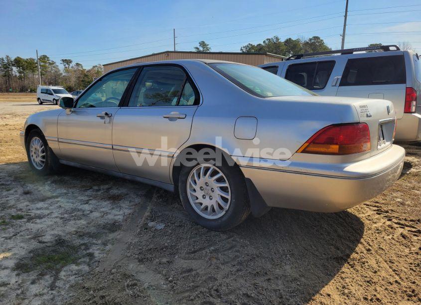 Photo 3 of 1998 Acura 3.5rl (VIN JH4KA9648WC013556)