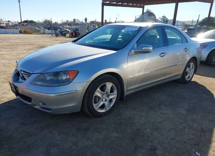 Photo 2 of 2005 Acura Rl 3.5 (VIN JH4KB16505C009300)