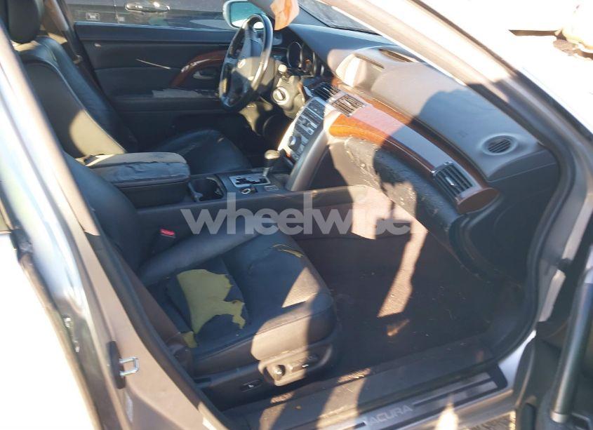 Photo 5 of 2005 Acura Rl 3.5 (VIN JH4KB16535C005922)