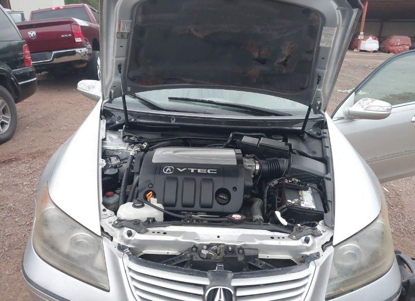 Photo 10 of 2005 Acura Rl 3.5 (48-STATE ONLY) (A5) (VIN JH4KB16555C007817)