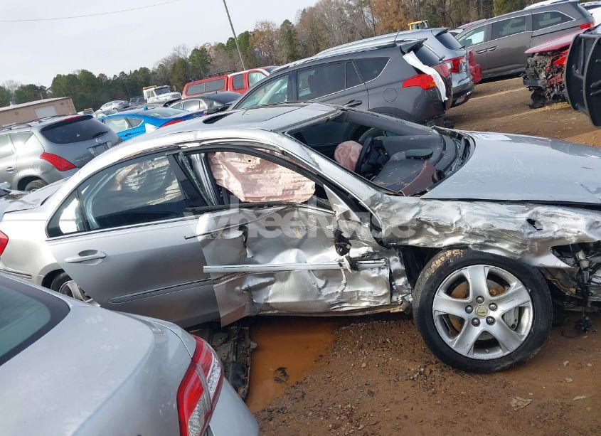 Photo 12 of 2005 Acura Rl 3.5 (VIN JH4KB16595C011059)