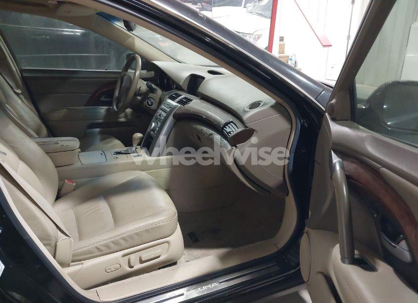 Photo 5 of 2008 Acura Rl 3.5 (VIN JH4KB16668C000095)