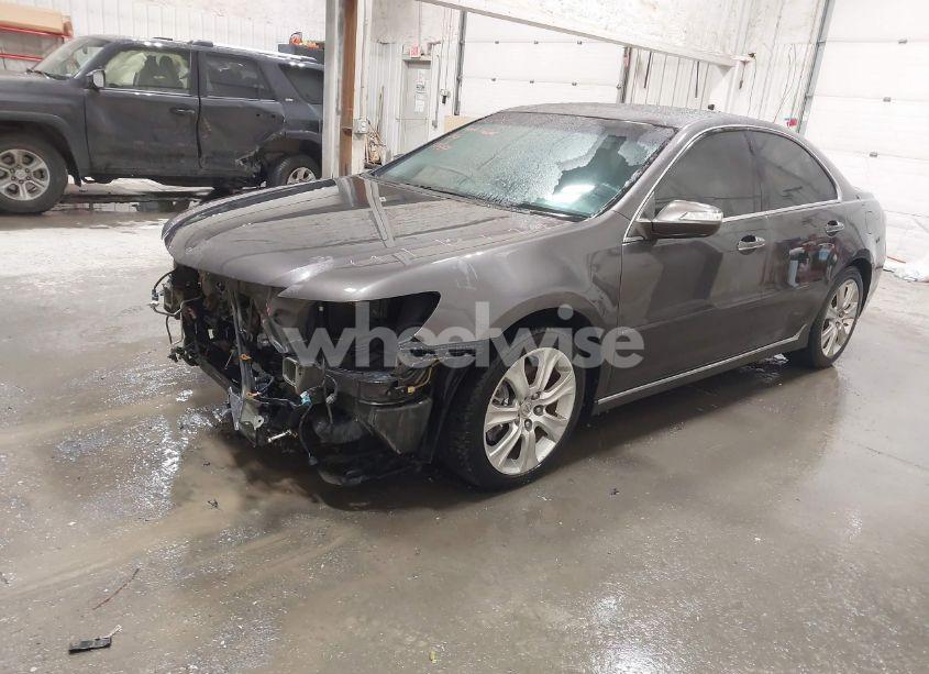 Photo 2 of 2010 Acura Rl 3.7 (VIN JH4KB2F58AC002689)