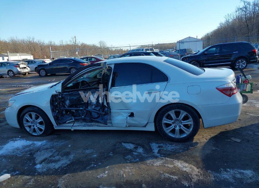 Photo 14 of 2010 Acura Rl 3.7 (VIN JH4KB2F60AC002632)