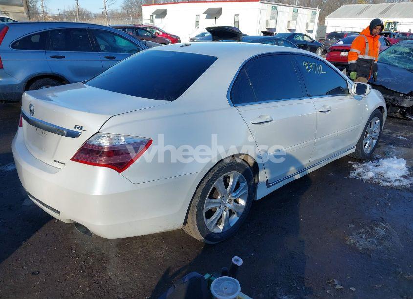 Photo 4 of 2010 Acura Rl 3.7 (VIN JH4KB2F60AC002632)