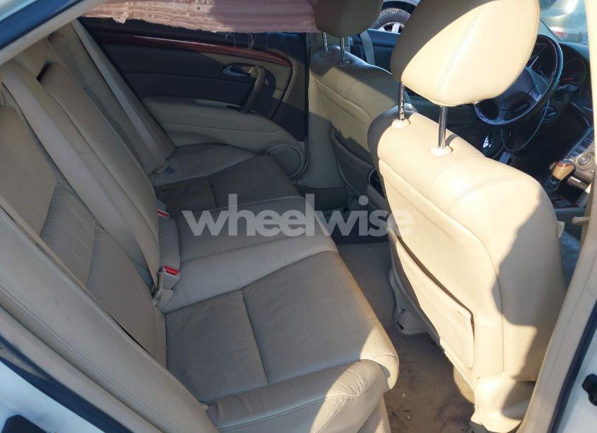 Photo 8 of 2010 Acura Rl 3.7 (VIN JH4KB2F60AC002632)