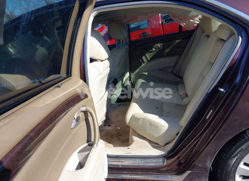 Photo 8 of 2011 Acura Rl 3.7 (VIN JH4KB2F62BC000463)