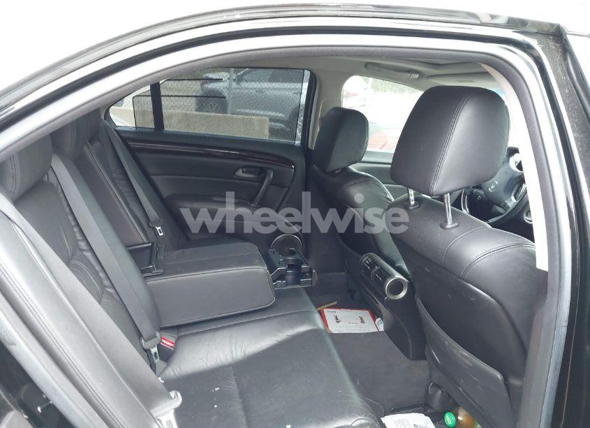 Photo 8 of 2011 Acura Rl 3.7 (VIN JH4KB2F63BC000925)