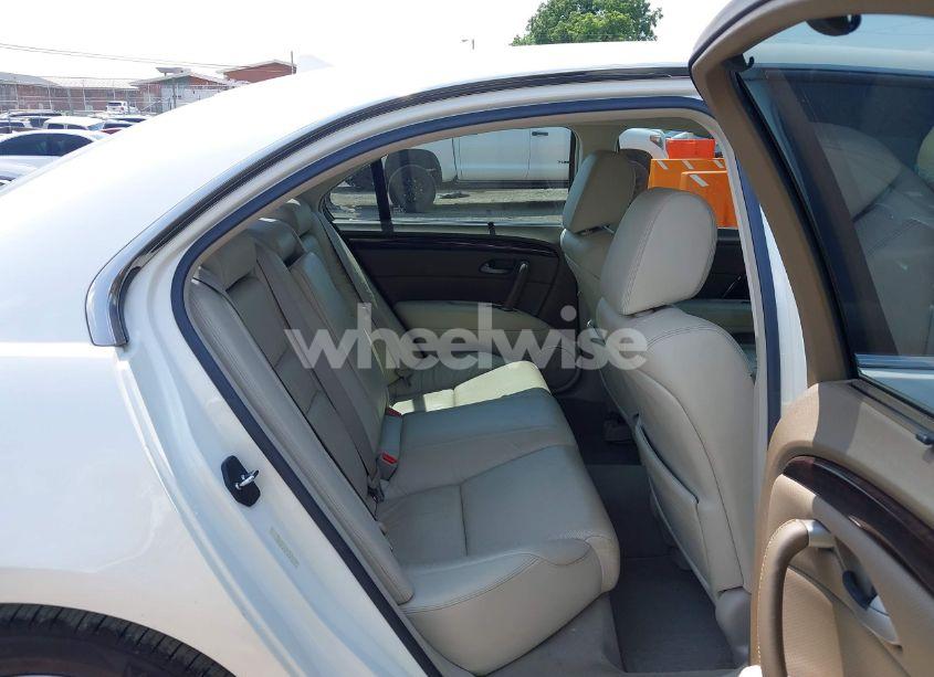 Photo 8 of 2011 Acura Rl 3.7 (VIN JH4KB2F64BC000593)