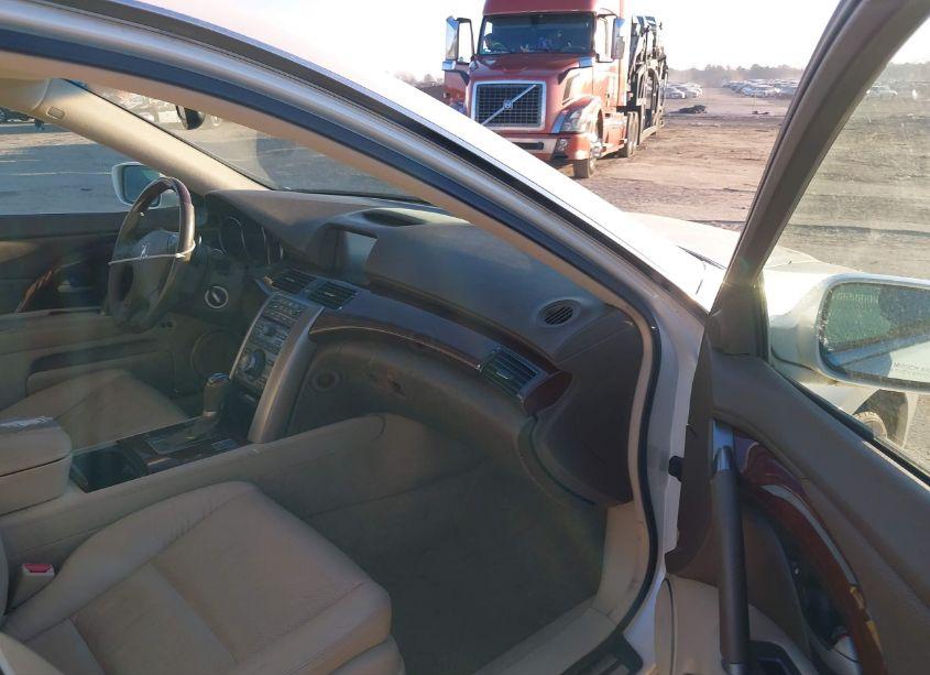 Photo 5 of 2010 Acura Rl 3.7 (VIN JH4KB2F66AC002201)