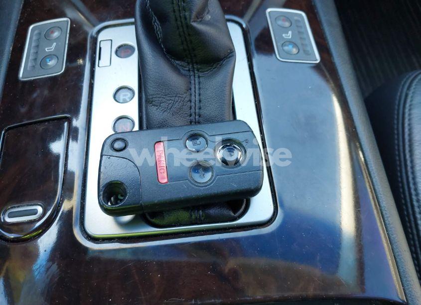 Photo 11 of 2011 Acura Rl 3.7 (VIN JH4KB2F68BC000032)