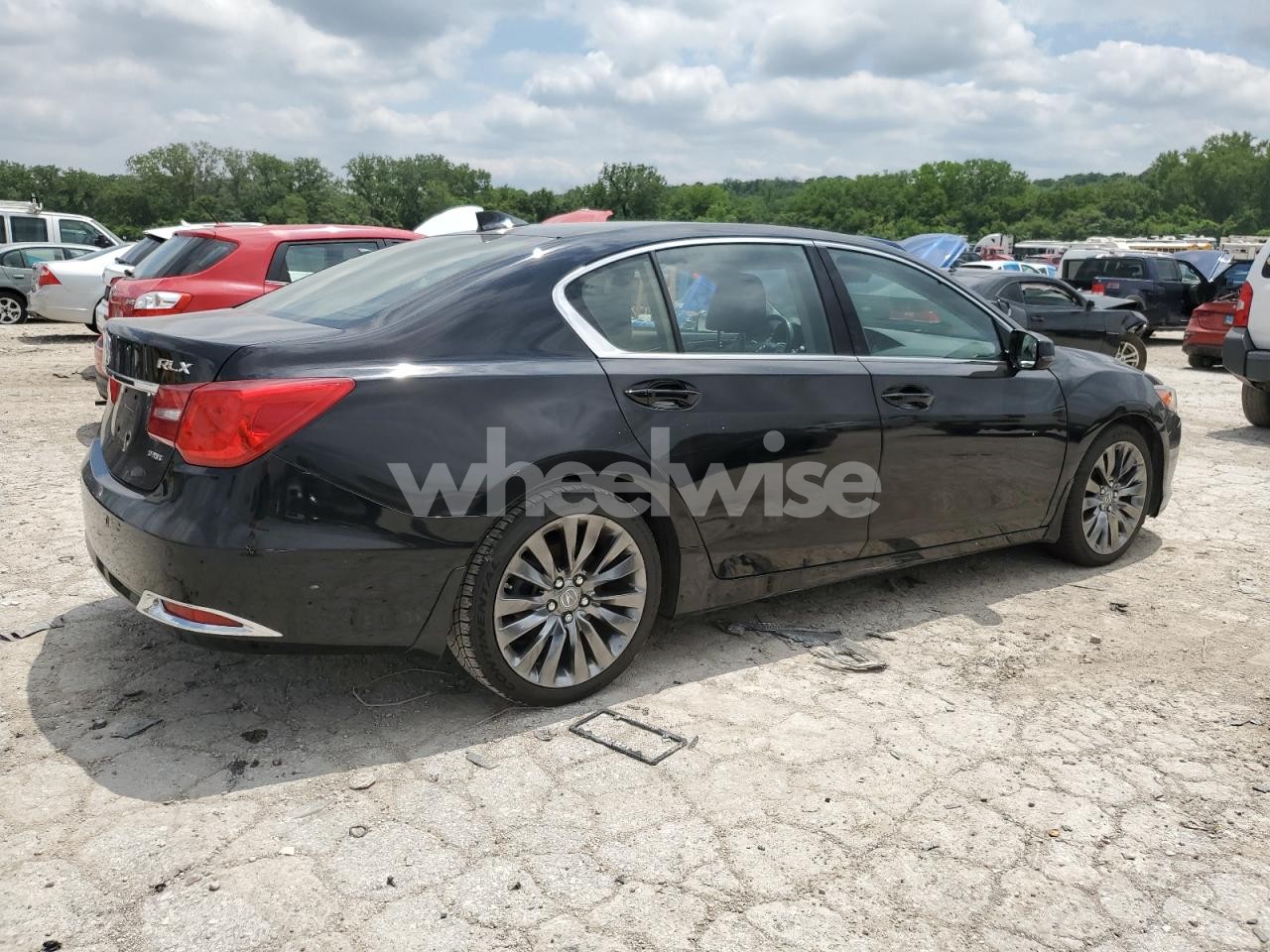 Photo 3 of 2016 ACURA RLX ADVANCE (VIN JH4KC1F94GC000909)