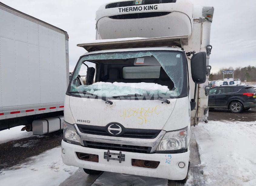 Photo 12 of 2018 Hino Xjc710/xfc710 (VIN JHHHDM2H1JK003185)