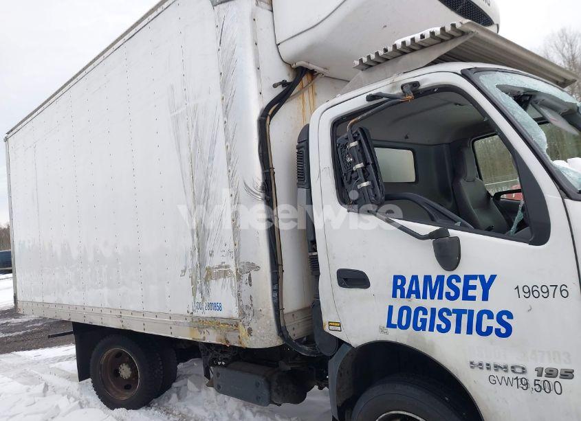 Photo 13 of 2018 Hino Xjc710/xfc710 (VIN JHHHDM2H1JK003185)