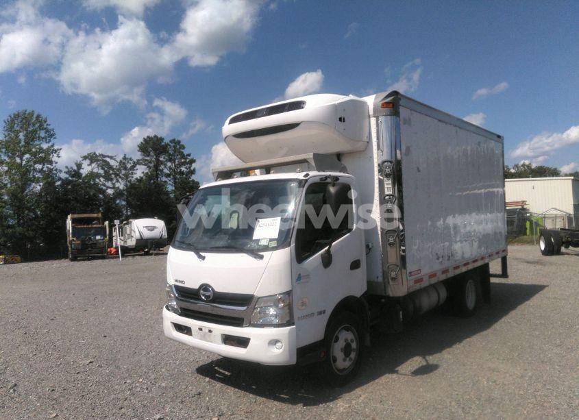 Photo 2 of 2019 Hino Xjc720/xfc720 (VIN JHHRDM2H8KK008065)