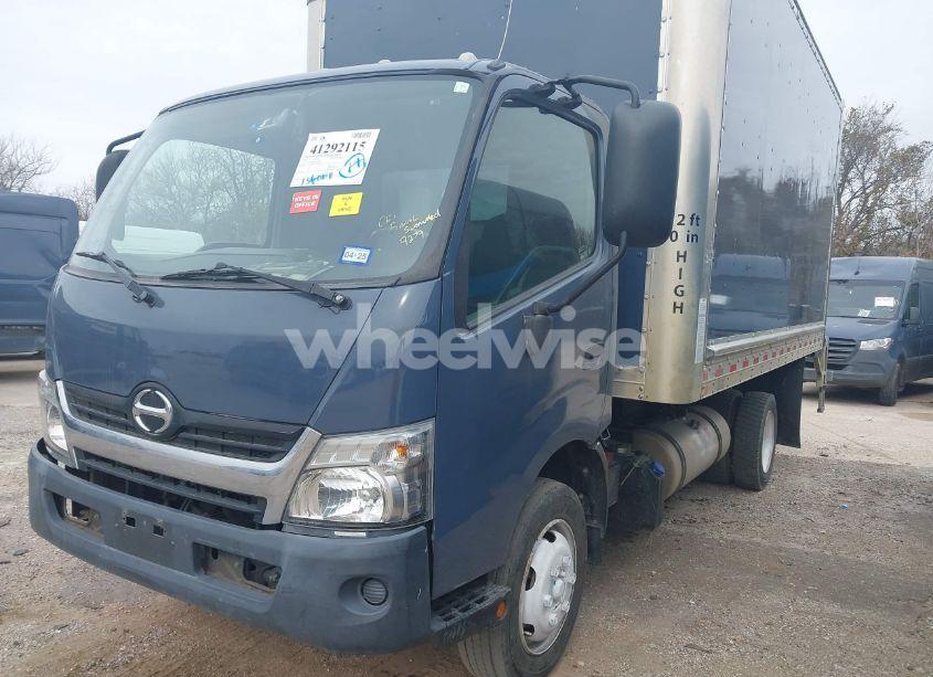 Photo 2 of 2020 Hino Xjc720/xfc720 (VIN JHHRDM2H8LK009279)