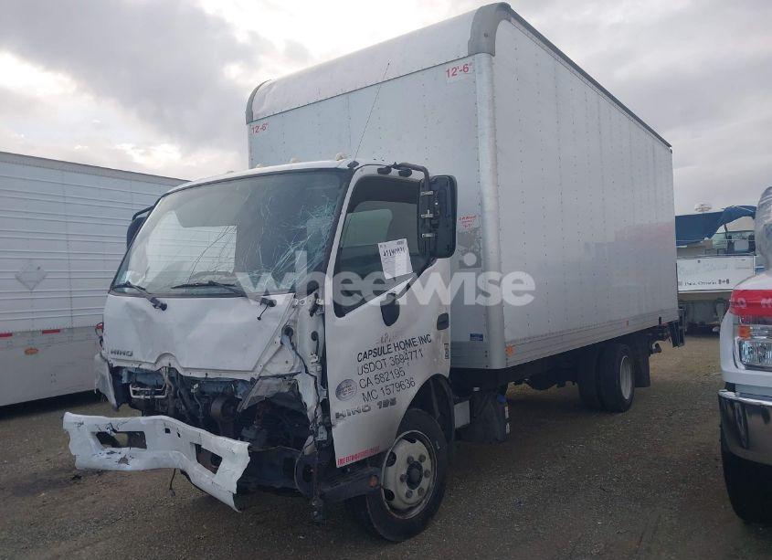 Photo 2 of 2020 Hino Xjc740/xfc740 (VIN JHHSDM2H7LK012725)