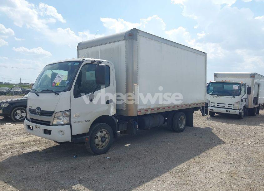 Photo 2 of 2018 Hino Xjc720/xfc720 (VIN JHHYDM1H2JK005920)