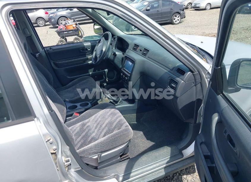 Photo 5 of 2001 Honda Cr-v LX (VIN JHLRD17411S006280)