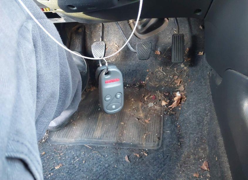 Photo 11 of 2000 Honda Cr-v LX (VIN JHLRD1748YS003256)