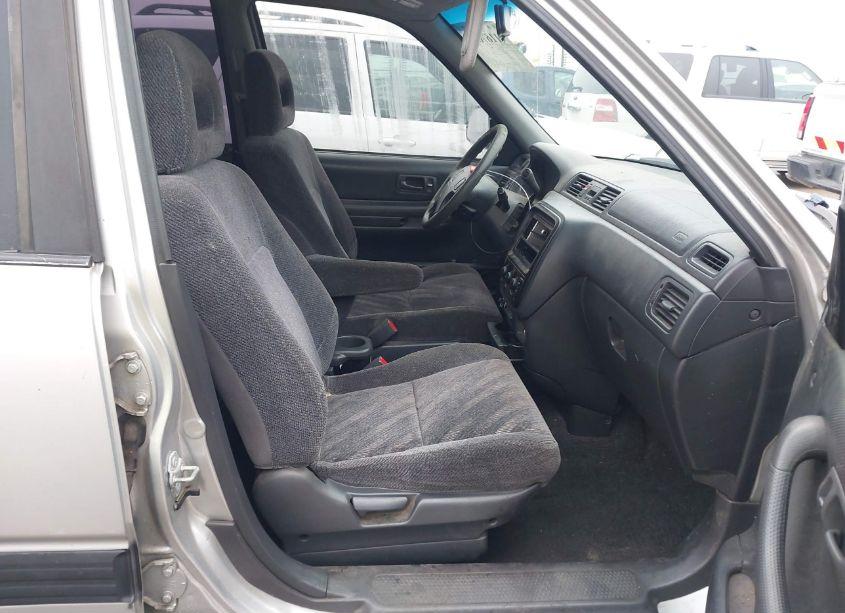 Photo 5 of 1999 Honda Cr-v LX (VIN JHLRD1840XC018437)