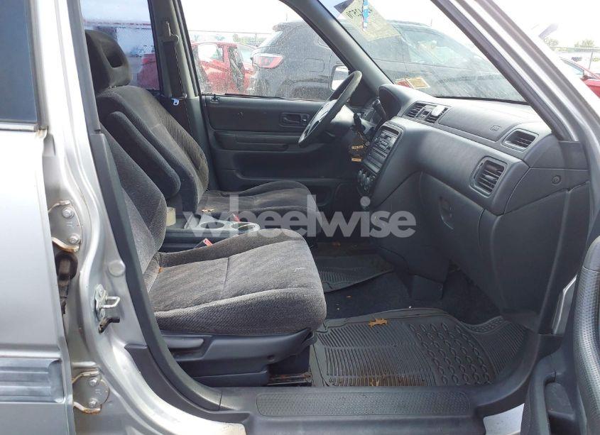 Photo 5 of 1999 Honda Cr-v LX (VIN JHLRD1841XC024361)