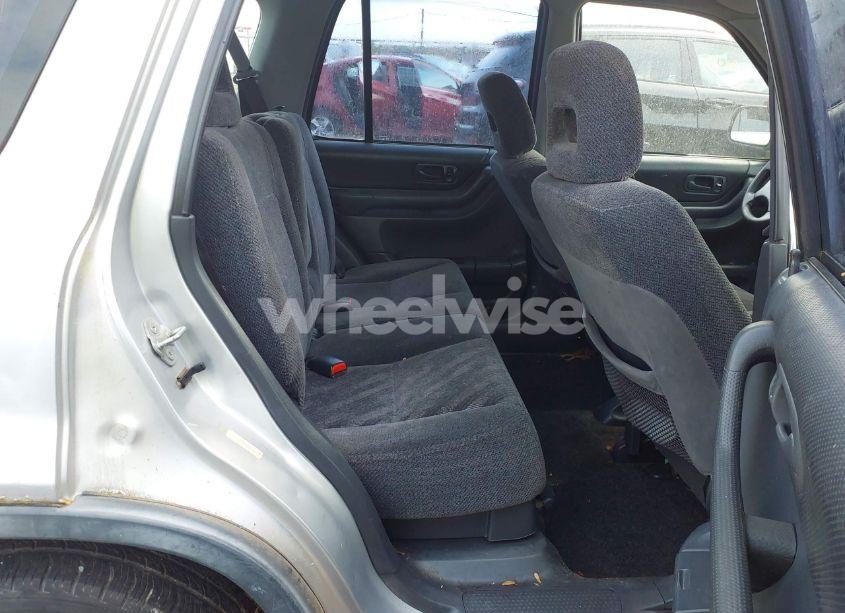 Photo 8 of 1999 Honda Cr-v LX (VIN JHLRD1841XC024361)