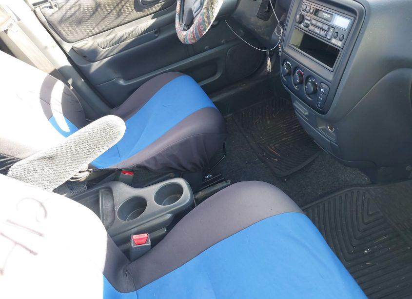 Photo 5 of 1999 Honda Cr-v LX (VIN JHLRD1843XC010266)