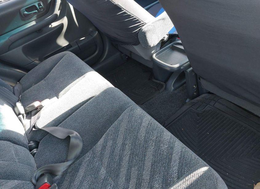 Photo 8 of 1999 Honda Cr-v LX (VIN JHLRD1843XC010266)