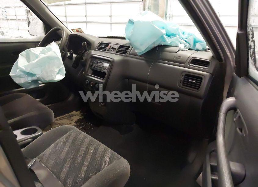 Photo 5 of 2001 Honda Cr-v LX (VIN JHLRD18471C050874)