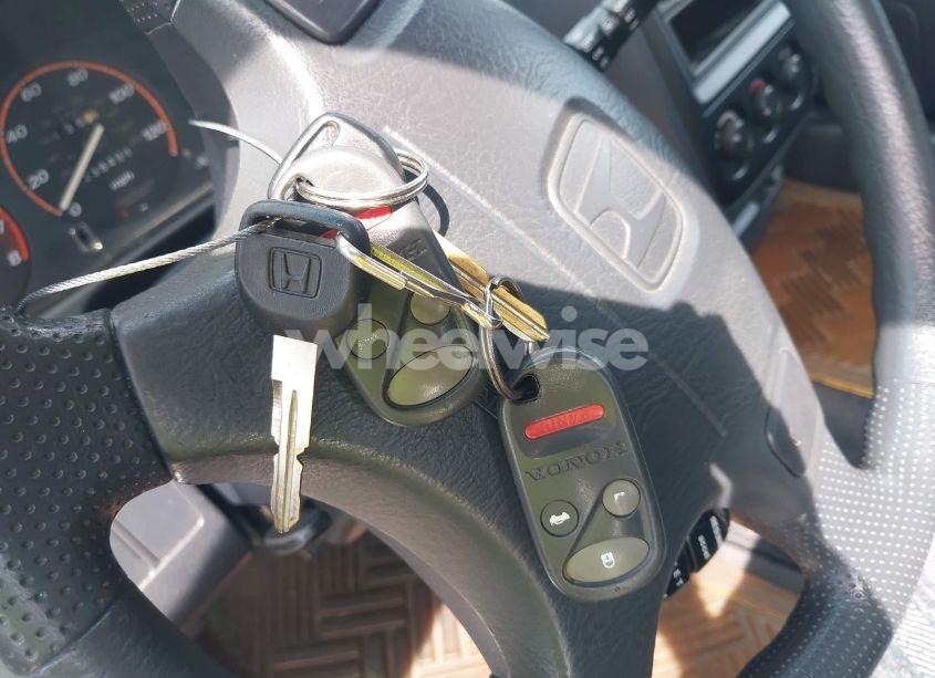 Photo 11 of 2001 Honda Cr-v LX (VIN JHLRD18471S016777)