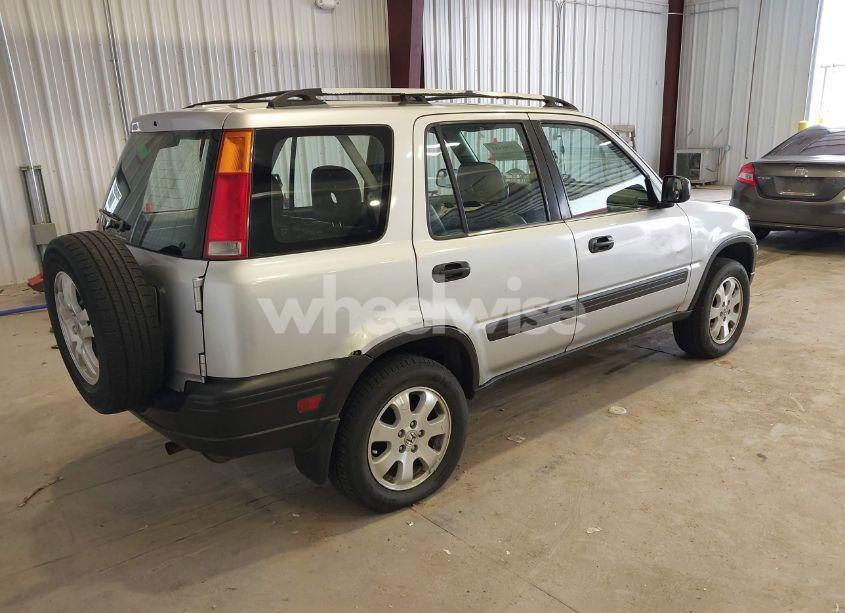 Photo 4 of 1997 Honda Cr-v (VIN JHLRD1848VC054289)