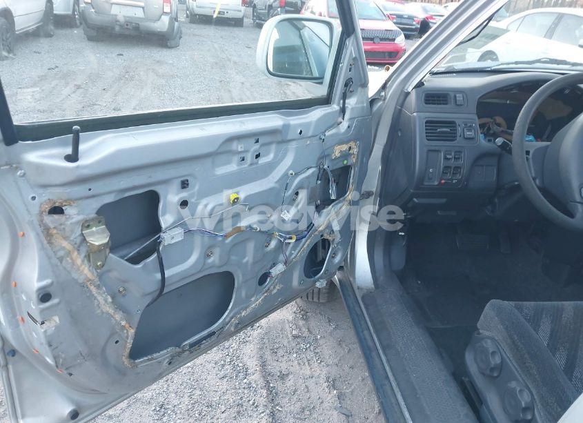 Photo 6 of 1999 Honda Cr-v EX (VIN JHLRD1866XC018654)