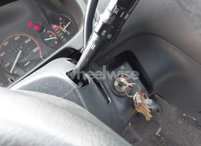 Photo 11 of 2001 Honda Cr-v EX (VIN JHLRD18671C039651)