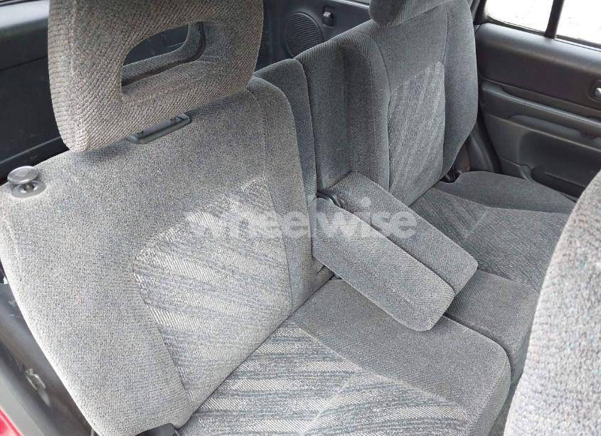 Photo 8 of 2001 Honda Cr-v EX (VIN JHLRD18671C039651)