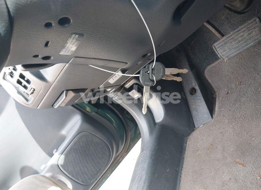 Photo 11 of 2001 Honda Cr-v EX (VIN JHLRD18681C030795)