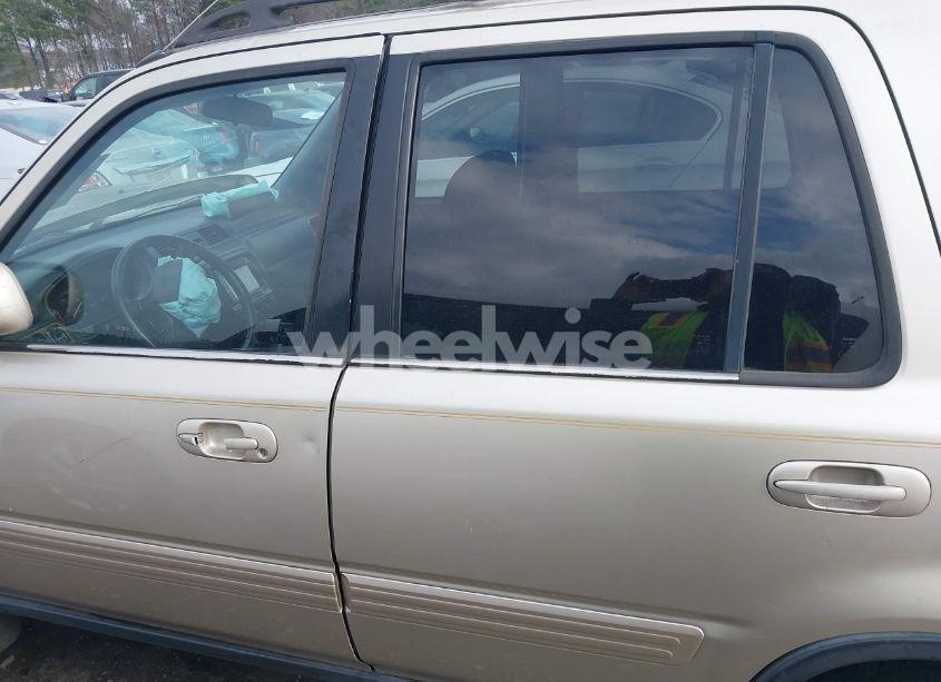 Photo 14 of 2001 Honda Cr-v SPECIAL EDITION (VIN JHLRD18761C008979)