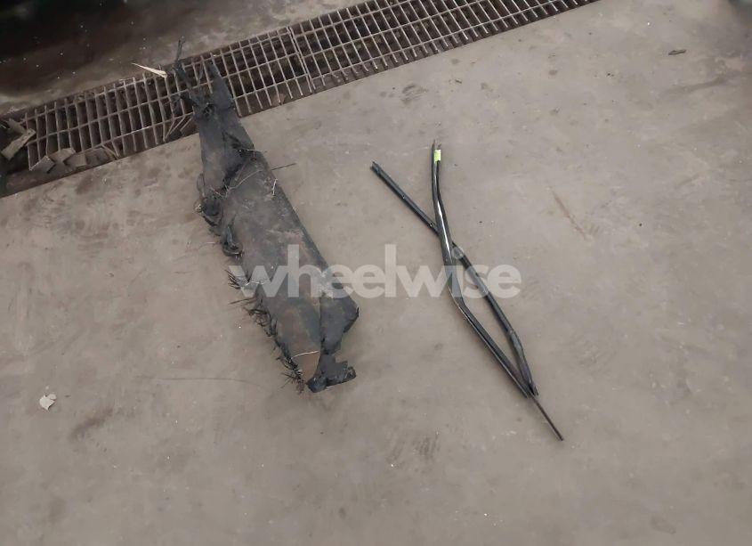 Photo 12 of 2001 Honda Cr-v SPECIAL EDITION (VIN JHLRD18771C051288)