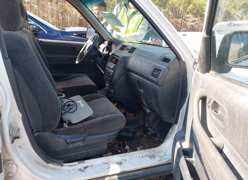 Photo 5 of 2001 Honda Cr-v LX (VIN JHLRD28401C003501)