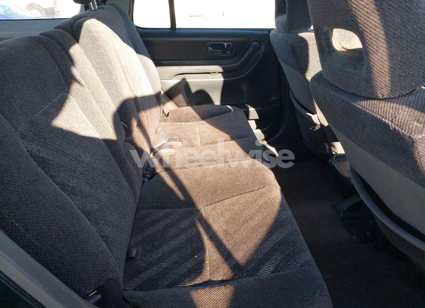 Photo 8 of 1999 Honda Cr-v LX (VIN JHLRD2841XC021918)