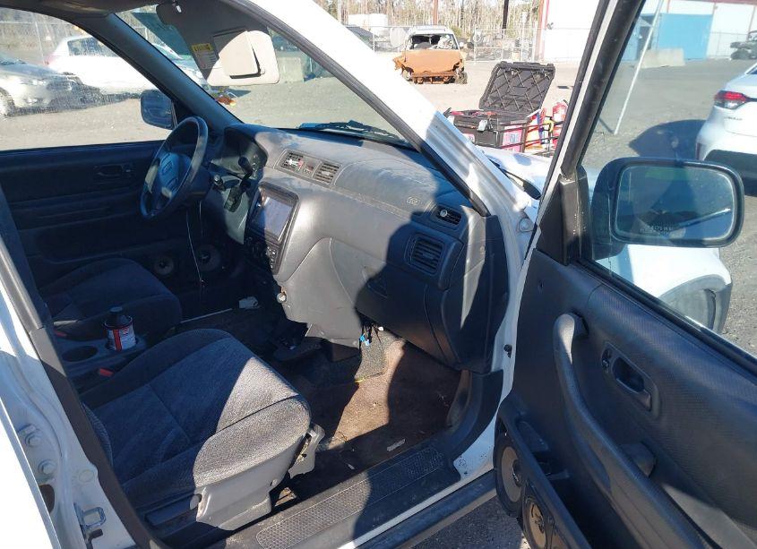 Photo 5 of 2001 Honda Cr-v LX (VIN JHLRD28421C001992)